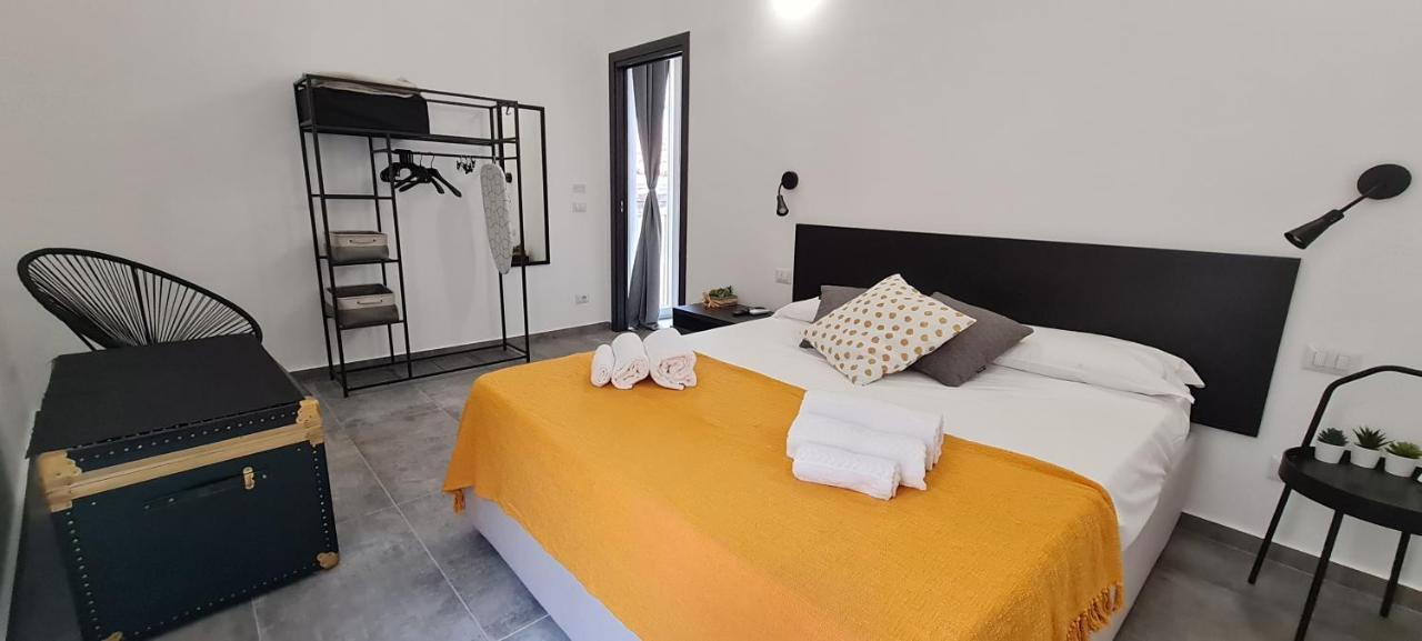 סירקוזה Cavour 45 - Ortigia Apartments מראה חיצוני תמונה